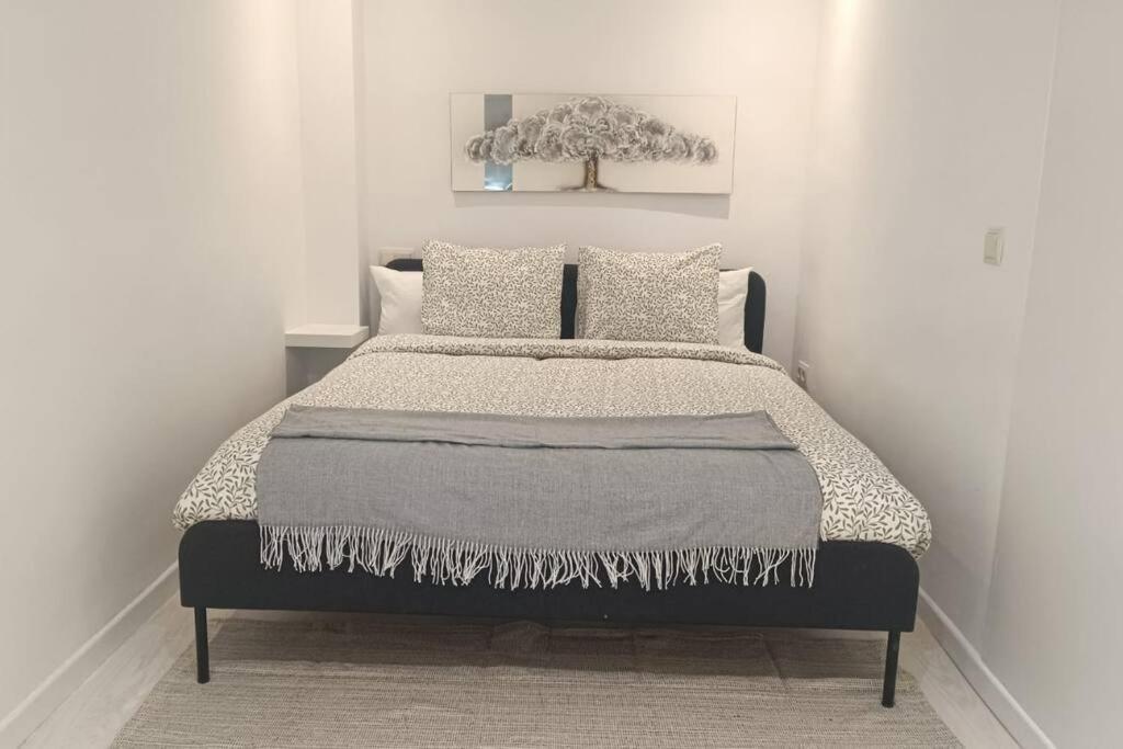 Loft En Retiro Apartment Madrid Luaran gambar
