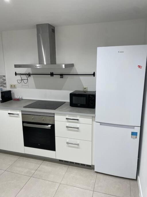 Loft En Retiro Apartment Madrid Luaran gambar
