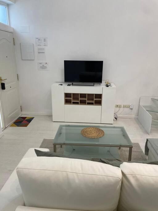 Loft En Retiro Apartment Madrid Luaran gambar